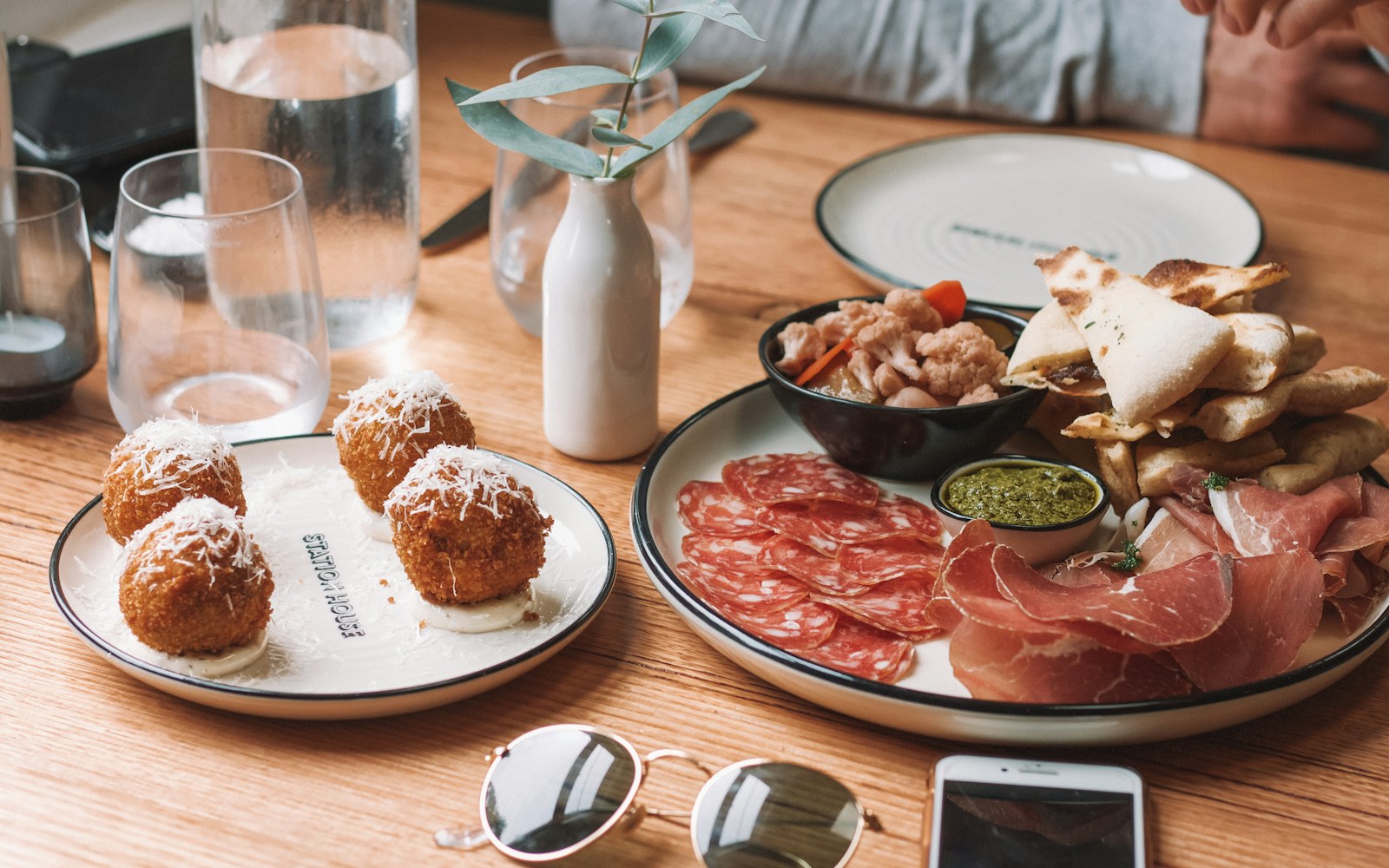 mediterrán tapas étterem – egyedi stock fotó 1